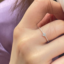 Load image into Gallery viewer, 925 Dainty Clover Ring