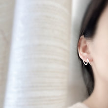 Load image into Gallery viewer, 925 Curvy Hinged Hoop Earring