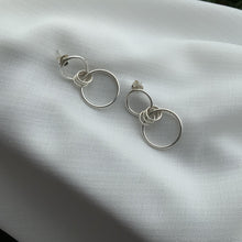 Load image into Gallery viewer, 925 G Lock Earring

